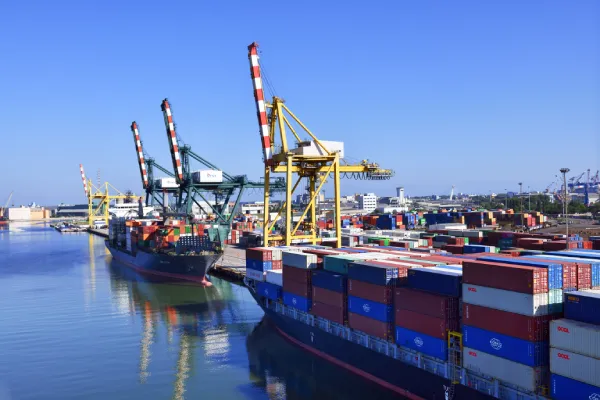 Expéditions depuis vers Hassi Messaoud - Transit douanier Tunisie vers Algérie
