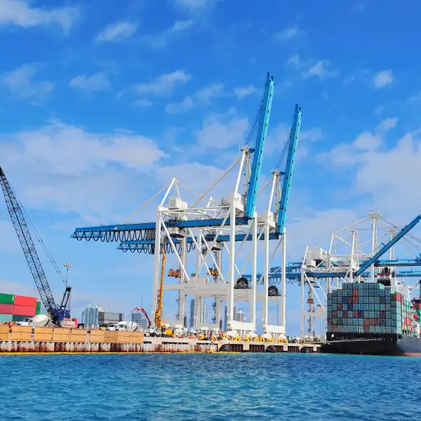 Fret maritime Inde Tunisie conteneurs et cargaisons